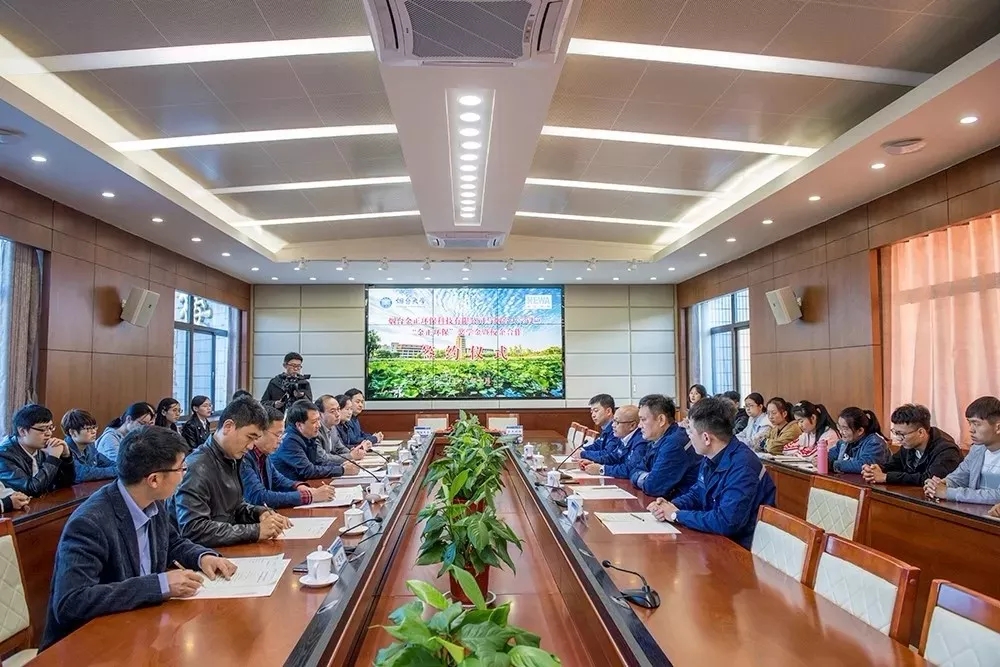 1541379482458316.jpg 640.webp.jpg